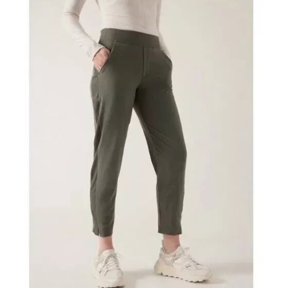 Athleta Brooklyn Olive green size 8 NEW